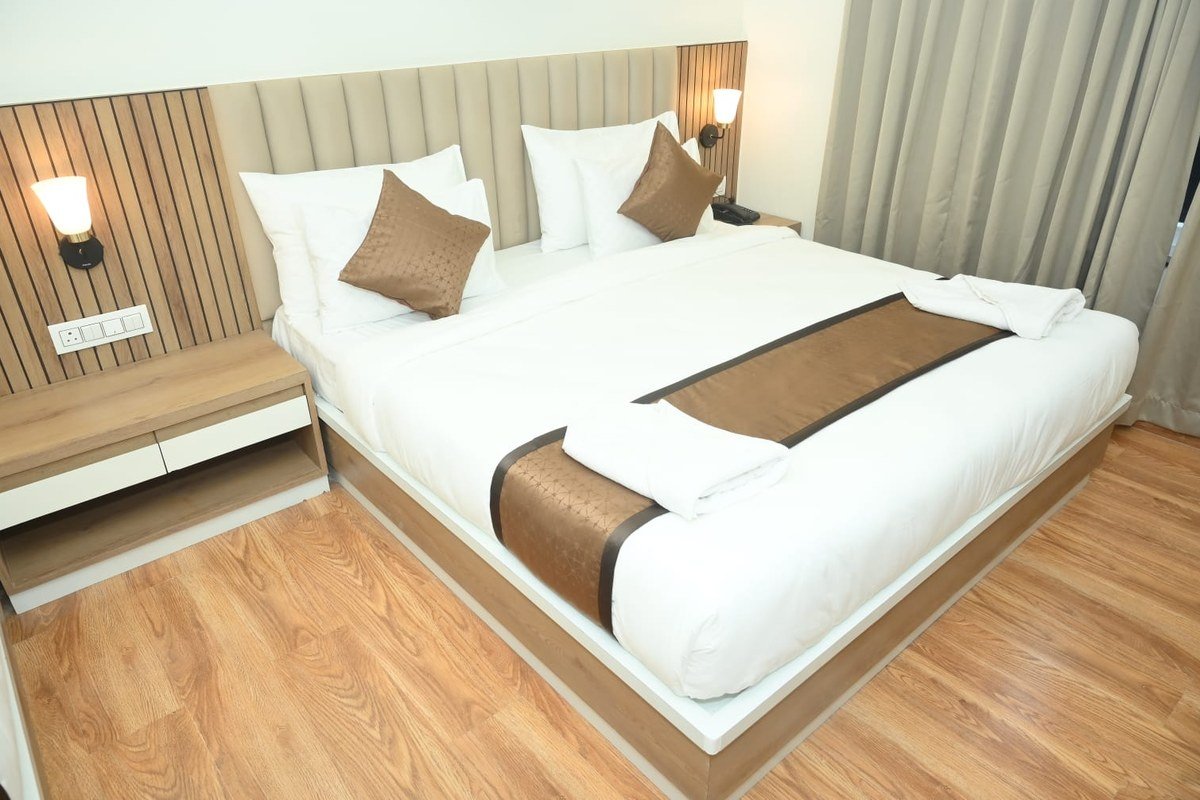 Hotel Sai Nest — Deluxe Room